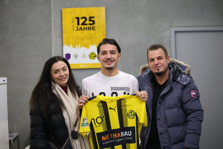 Ardhurim ‚Limi‘ Rrustemi Spieler der 2. Mannschaft wird ins Kader aufgenommen